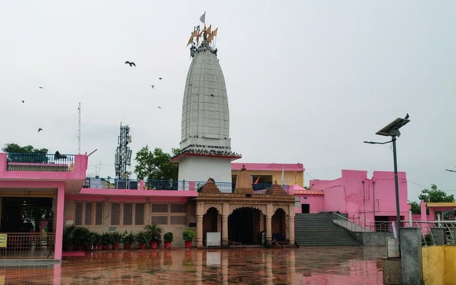 Kasan Mandir, a village temple on Kasan Road near IMT Manesar