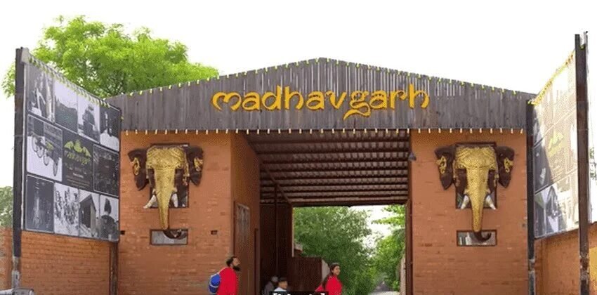 Madhavgarh Farms picnic spot in Gurugram