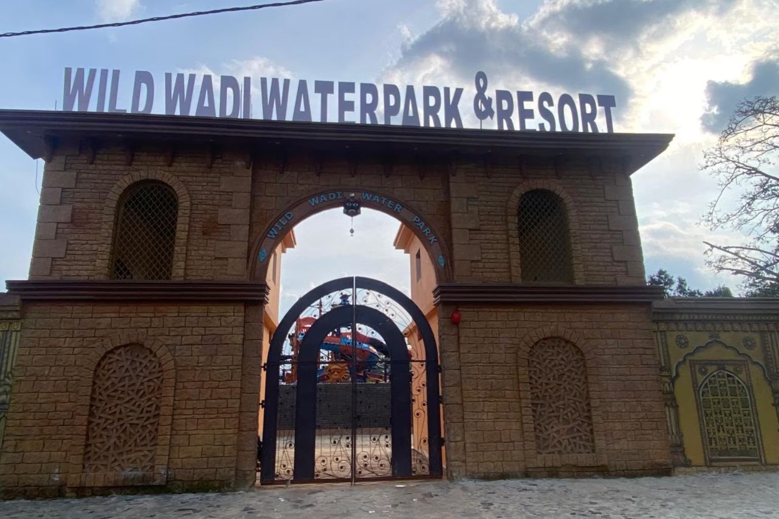 WildVadi waterpark and theme park on Golf Course Extension Road, Bandhwari, Gurugram